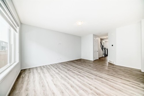 140 Carringham Road Nw, Calgary, AB 