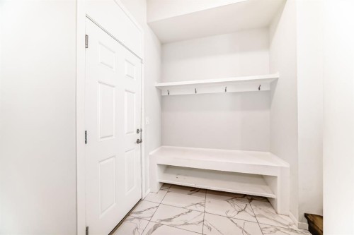 140 Carringham Road Nw, Calgary, AB 