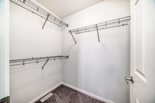 140 Carringham Road Nw, Calgary, AB 