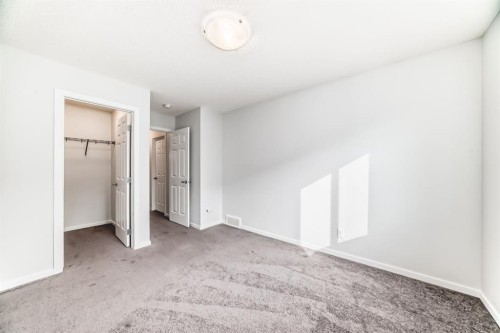 140 Carringham Road Nw, Calgary, AB 