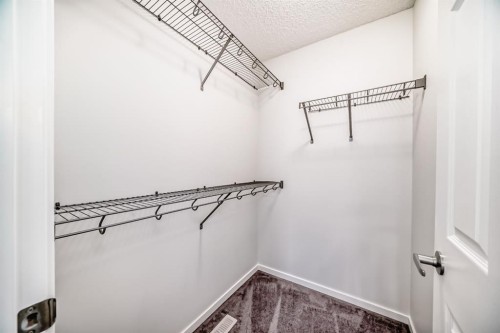 140 Carringham Road Nw, Calgary, AB 