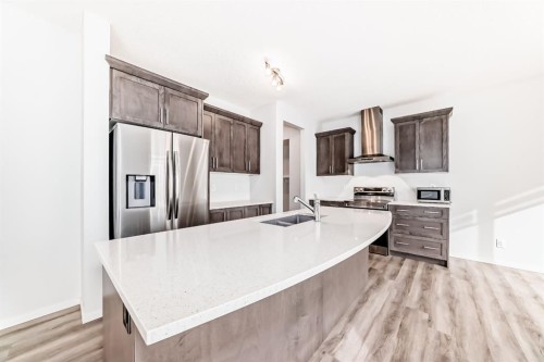 140 Carringham Road Nw, Calgary, AB 