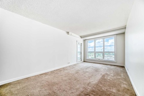 1313-8880 Horton Road Sw, Calgary, AB - Indoor Photo Showing Other Room