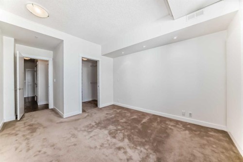 1313-8880 Horton Road Sw, Calgary, AB - Indoor Photo Showing Other Room