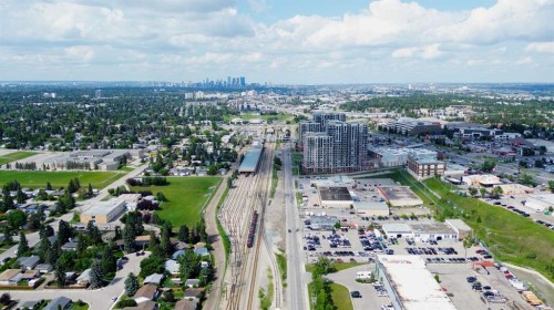 1313-8880 Horton Road Sw, Calgary, AB - Outdoor With View