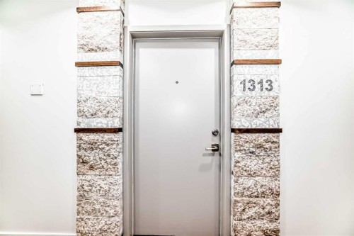1313-8880 Horton Road Sw, Calgary, AB - Indoor Photo Showing Other Room