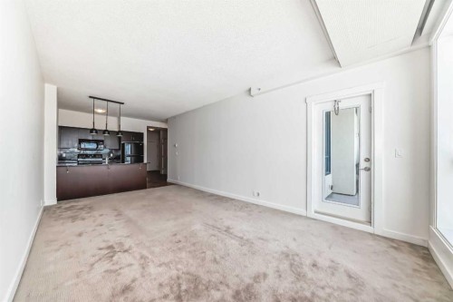 1313-8880 Horton Road Sw, Calgary, AB - Indoor Photo Showing Other Room