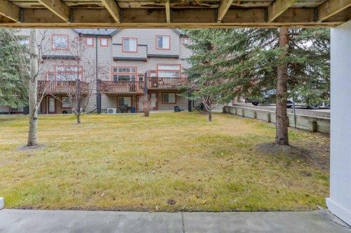 118 Copperfield Lane Se, Calgary, AB - Outdoor