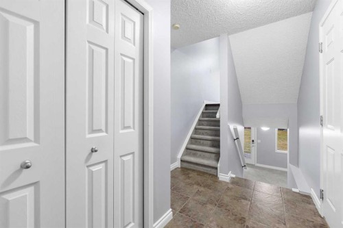 118 Copperfield Lane Se, Calgary, AB - Indoor Photo Showing Other Room