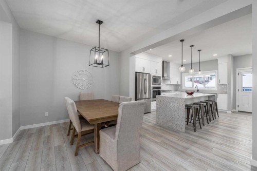 89 Magnolia Grove Se, Calgary, AB - Indoor Photo Showing Dining Room
