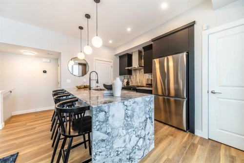 1006-60 Howse Lane Ne, Calgary, AB - Indoor Photo Showing Kitchen With Stainless Steel Kitchen With Upgraded Kitchen