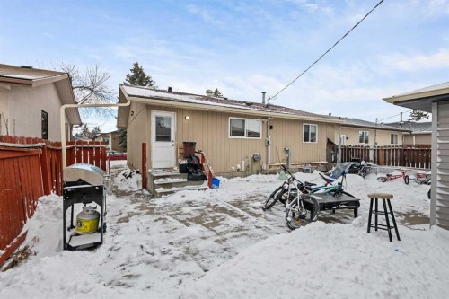 268 Madeira Place Ne, Calgary, AB - Outdoor With Exterior
