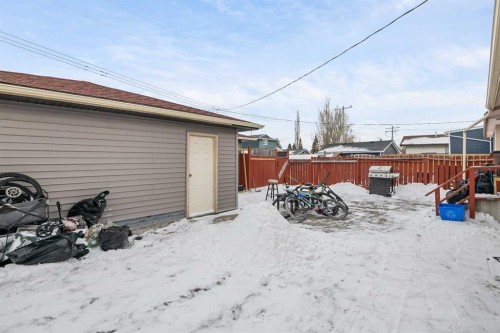 268 Madeira Place Ne, Calgary, AB - Outdoor With Exterior