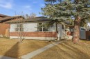 60 Sunmount Close Se, Calgary, AB  - Outdoor 