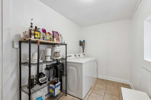 2514 16A Street Sw, Calgary, AB - Indoor Photo Showing Laundry Room