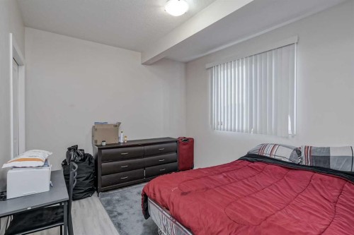 206 Pantego View Nw, Calgary, AB - Indoor Photo Showing Bedroom