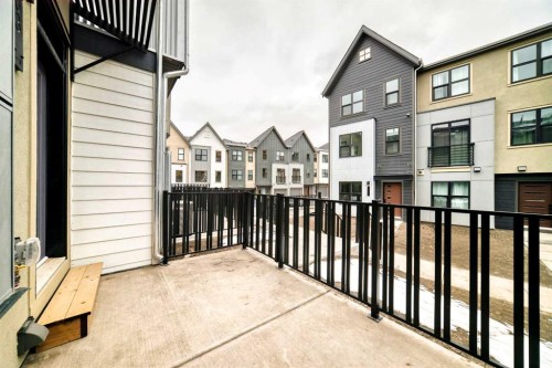 103-30 Rochester View Nw, Calgary, AB - Outdoor
