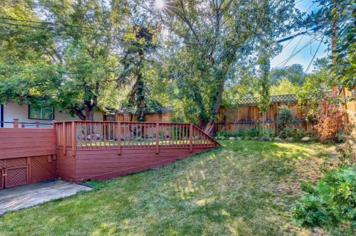 7103 Hunterwood Road Nw, Calgary, AB - Outdoor With Deck Patio Veranda
