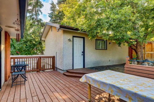 7103 Hunterwood Road Nw, Calgary, AB - Outdoor With Deck Patio Veranda With Exterior