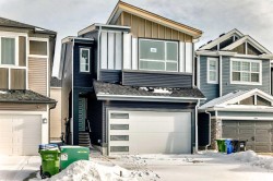 182 Walgrove Manor SE Calgary, AB T2X 5N9