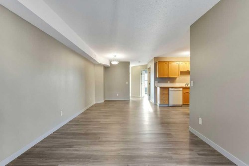 423-103 Strathaven Drive, Strathmore, AB - Indoor