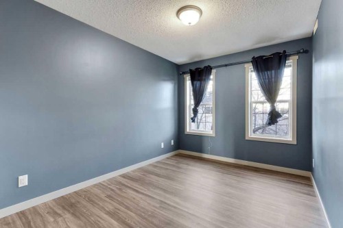 423-103 Strathaven Drive, Strathmore, AB - Indoor Photo Showing Other Room