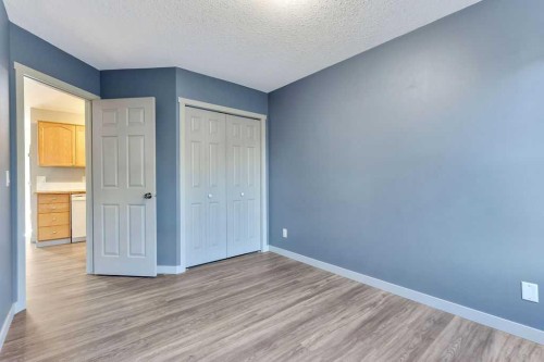 423-103 Strathaven Drive, Strathmore, AB - Indoor Photo Showing Other Room