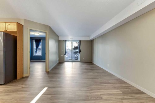 423-103 Strathaven Drive, Strathmore, AB - Indoor Photo Showing Other Room