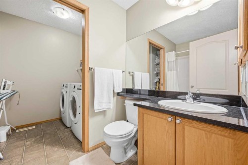 52 Panatella Gate, Calgary, AB - Indoor Photo Showing Laundry Room