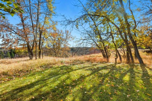 32 Woodgrove Crescent Sw, Calgary, AB - Outdoor With View