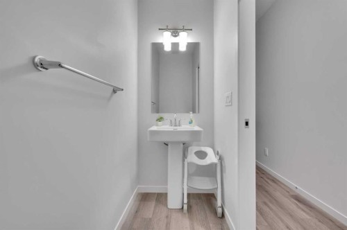 38 Seton Parade Se, Calgary, AB - Indoor