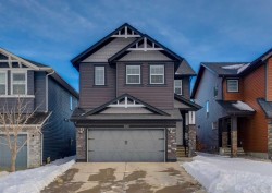 100 Cougar Ridge Close SW Calgary, AB T3H 0V4