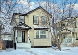 68 Covepark Close NE Calgary, AB T3K 5R4