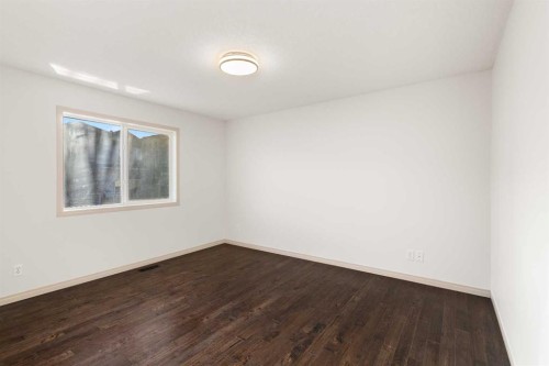 21 Panamount Row Nw, Calgary, AB - Indoor Photo Showing Other Room