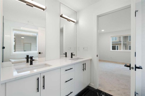 296 Spring Creek Circle Sw, Calgary, AB - Indoor Photo Showing Bathroom