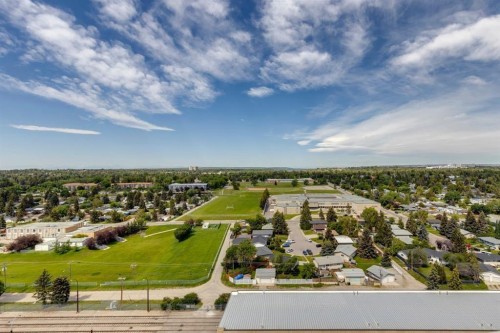606-8880 Horton Road Sw, Calgary, AB - Outdoor With View