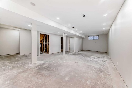 120 Springmere Grove, Chestermere, AB - Indoor Photo Showing Other Room