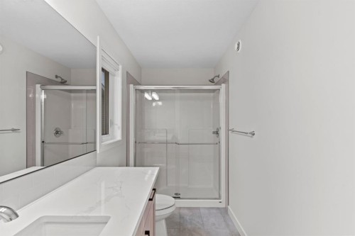 128 Fireside Way, Cochrane, AB - Indoor Photo Showing Bathroom