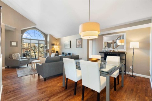 15 Mt Norquay Gate Se, Calgary, AB - Indoor