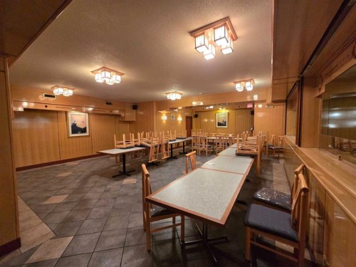 123 4 Street South, Lethbridge, AB 