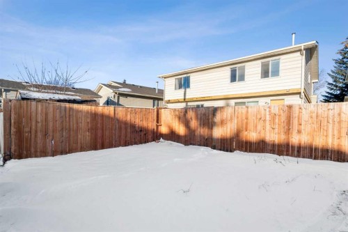 69 Castlebrook Way Ne, Calgary, AB - Outdoor