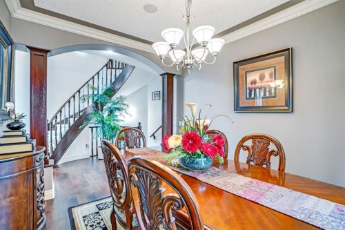 58 Evergreen Common Sw, Calgary, AB - Indoor Photo Showing Dining Room