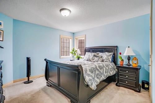 58 Evergreen Common Sw, Calgary, AB - Indoor Photo Showing Bedroom