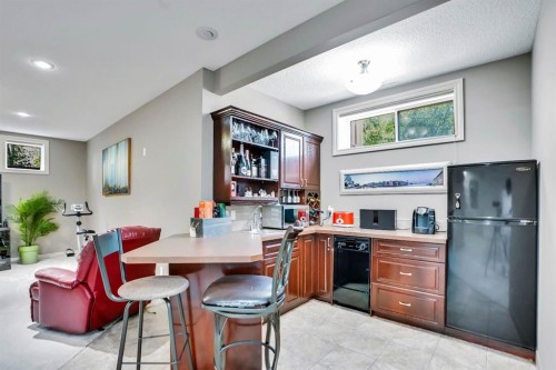 58 Evergreen Common Sw, Calgary, AB - Indoor Photo Showing Dining Room