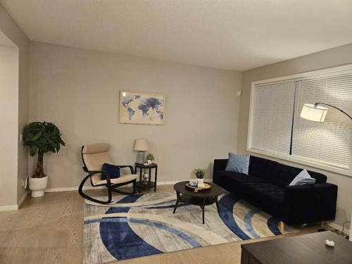 26 Chaparral Valley Common Se, Calgary, AB - Indoor Photo Showing Other Room