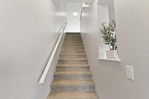 26 Chaparral Valley Common Se, Calgary, AB - Indoor Photo Showing Other Room