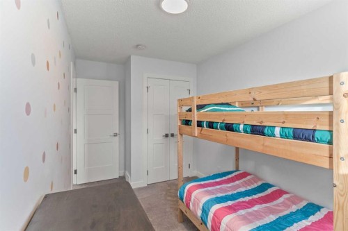 3804 62 Street Nw, Calgary, AB - Indoor Photo Showing Bedroom