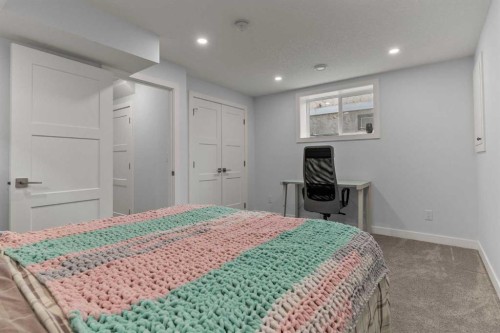 3804 62 Street Nw, Calgary, AB - Indoor Photo Showing Bedroom