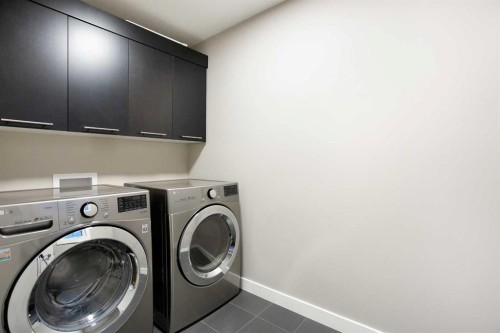 79 Cranarch Terrace Se, Calgary, AB - Indoor Photo Showing Laundry Room