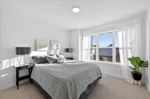 304-437 Alpine Avenue Sw, Calgary, AB - Indoor Photo Showing Bedroom